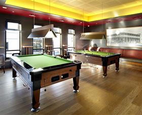 Imperial Hotel - Tourism Caloundra 0