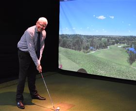 Par-Tee Virtual Golf - Tourism Caloundra 7
