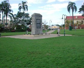 Sandgate War Memorial Park - Tourism Caloundra 2