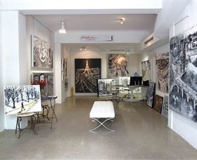 Mark Hanham Gallery - Tourism Caloundra 0
