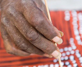 The Artery Aboriginal Art - Tourism Caloundra 5