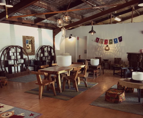 The Elephant Shop - Tourism Caloundra 8