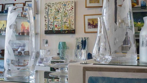 Art Aspects Gallery - Tourism Caloundra 1