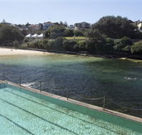 Clovelly Beach - Tourism Caloundra