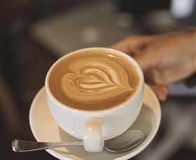 Estabar Gelati And Espresso Bar - Tourism Caloundra 1