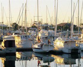 Brisbane Bayside - Tourism Caloundra 0