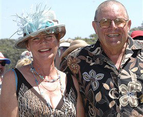 Moruya Racecourse - Tourism Caloundra 3