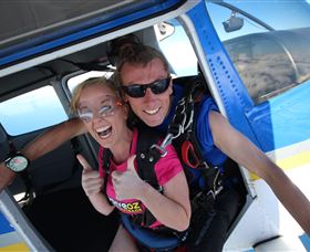 Skydive Oz: Batemans Bay - Tourism Caloundra 1