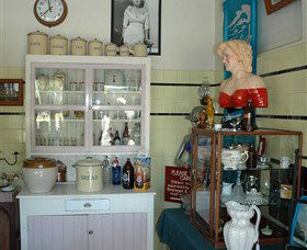 Old Codgers Antiques - Tourism Caloundra 2