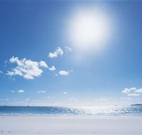 Hawks Nest Beach - Tourism Caloundra