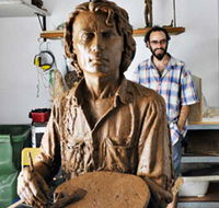 Damien Lucas Sculpture and Design - Tourism Caloundra