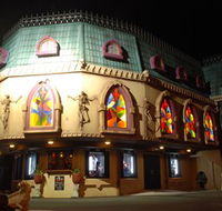 Draculas Cabaret Restaurant - Tourism Caloundra