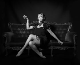 Studio Fascino - Tourism Caloundra 0