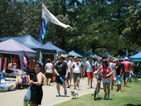 Burleigh Art And Craft Markets - Tourism Caloundra 0