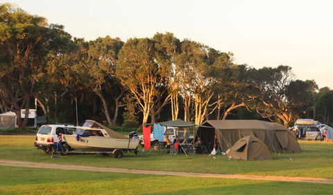 Booti Booti National Park - Tourism Caloundra 3