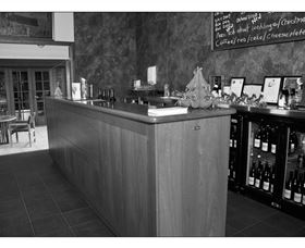 Roses Vineyard And Animal Farm - Tourism Caloundra 0