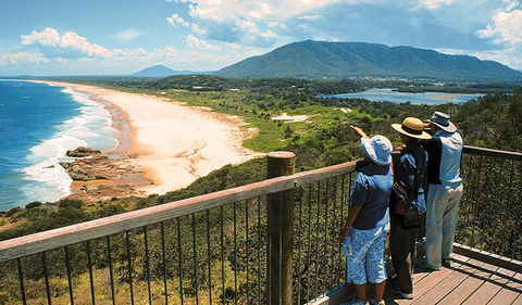 Charles Hamey Lookout - Tourism Caloundra 0