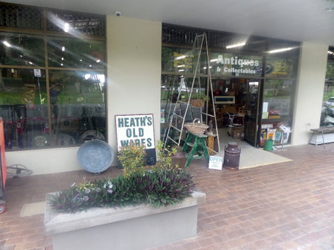 Heaths Old Wares, Collectables & Industrial Antiques - Tourism Caloundra 10