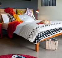 Deshons Retreat - Tourism Caloundra