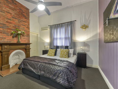 One Thornbury Boutique Bed And Breakfast - Tourism Caloundra 10