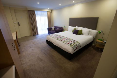Ibis Styles Orange - Tourism Caloundra 2