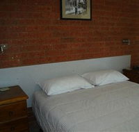 Greenways Holiday Units - Tourism Caloundra