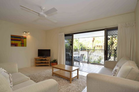 Glen Eden Beach Resort - Tourism Caloundra 0