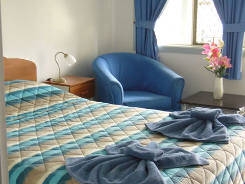 Kings Motor Inn And Steakhouse - Tourism Caloundra 1
