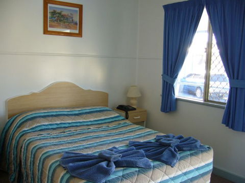 Kings Motor Inn And Steakhouse - Tourism Caloundra 7