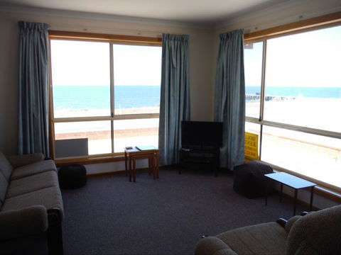 Gulf View - Tourism Caloundra 2