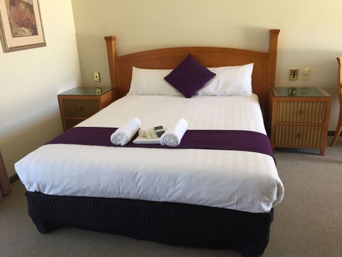Balranald Motor Inn  - Tourism Caloundra 3