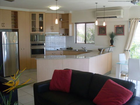 Meridien At Trinity - Tourism Caloundra 0