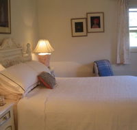 Trafalgar Bed and Breakfast and Annie's cottage - Tourism Caloundra