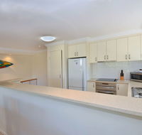 Raintrees Resort - Tourism Caloundra