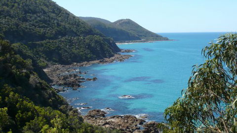 Australian Natural Treasures Touring - Tourism Caloundra 2