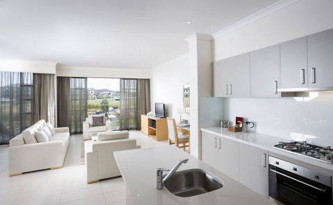 Mercure Kooindah Waters Central Coast - Tourism Caloundra 1