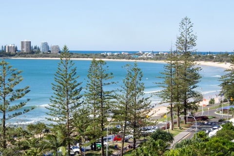 Pacific Beach Resort - Tourism Caloundra 11