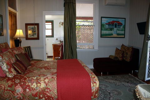 Naracoopa Bed And Breakfast And Pavilion - Tourism Caloundra 3