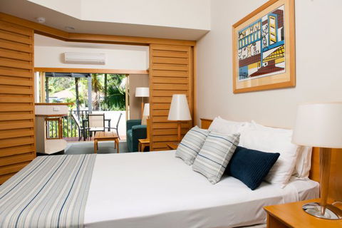Mantra French Quarter - Tourism Caloundra 2