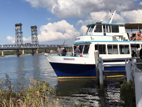 Yamba Tours And Charters - Tourism Caloundra 4