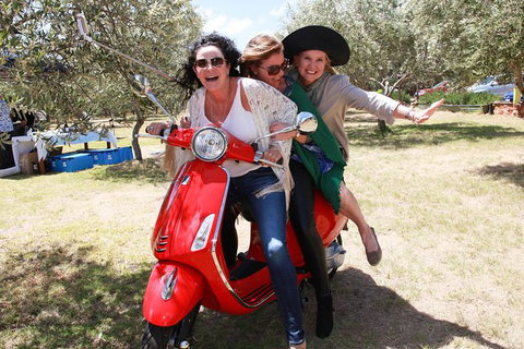 Margaret River Photo Shoot Experience - $350 Per Group - Tourism Caloundra 0