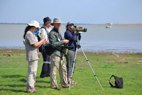 Lake Argyle Birdwatching Charter - Tourism Caloundra 3