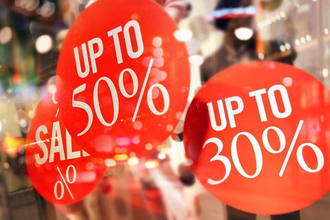 Melbourne Bargain Shopping Tour - Tourism Caloundra 5