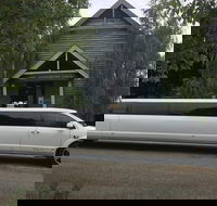 Wine Experience 4 hours in a Stretch Limousine. Min 10 persons 14 max - Tourism Caloundra