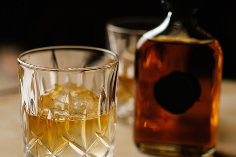 Adelaide Bar Boys Whiskey Tour - Tourism Caloundra 1