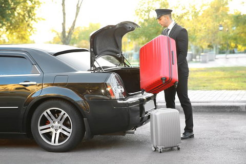 Round Trip Transfer In Private Vehicle From-to Airport In Adelaide Downtown - Tourism Caloundra 7
