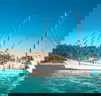 2 night Whitsunday Islands Cruise on New Horizon from Airlie Beach - Tourism Caloundra