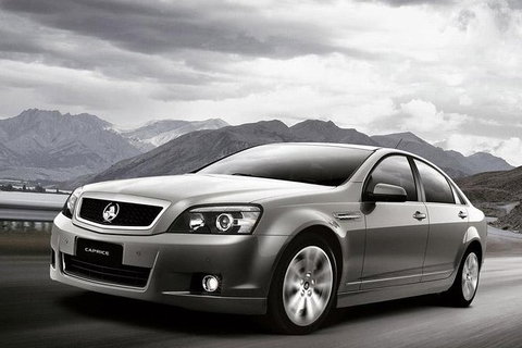 Brisbane Private Chauffeured Airport Transfer - Tourism Caloundra 0