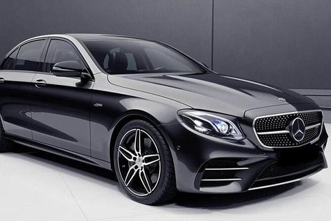 Brisbane Private Chauffeured Airport Transfer - Tourism Caloundra 1