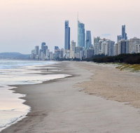 Luxury Brisbane Airport Transfers To and From Broadbeach for up to 11 ppl - Tourism Caloundra